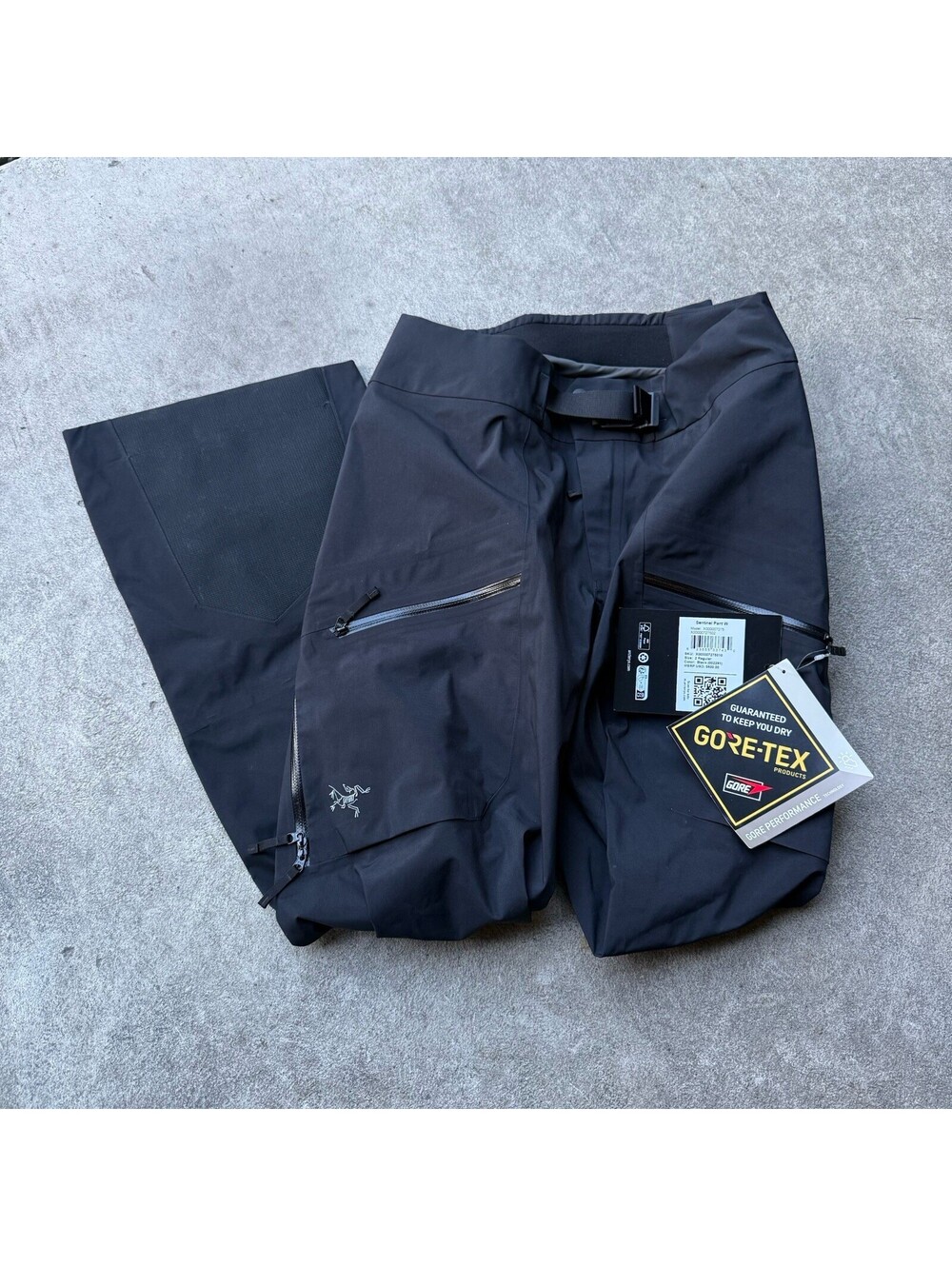 Arc'teryx Sentinel  Pant Women's - Size 2 - Black - NEW WITH TAGS